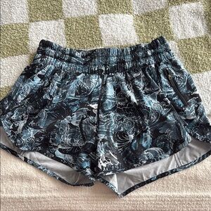 lululemon athletica Black and Blue Patterned Athletic Shorts